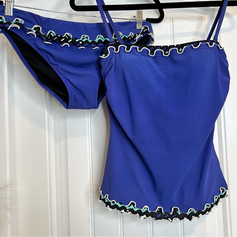 Profile by Gottex‎ Ruffled Purple Bikini. Size 8.